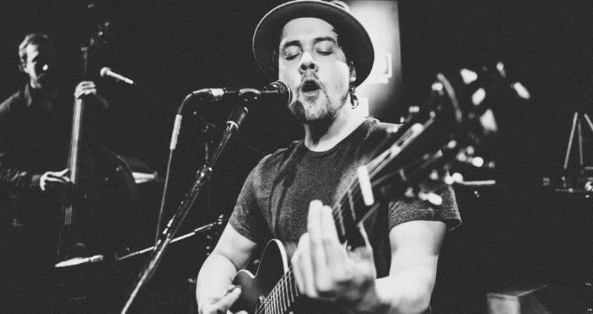 An evening with Jon Kenzie at Cafe No9 — CAFE NO9