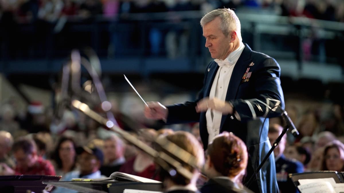 Ukrainian National Opera Presents Tosca poster at City Hall