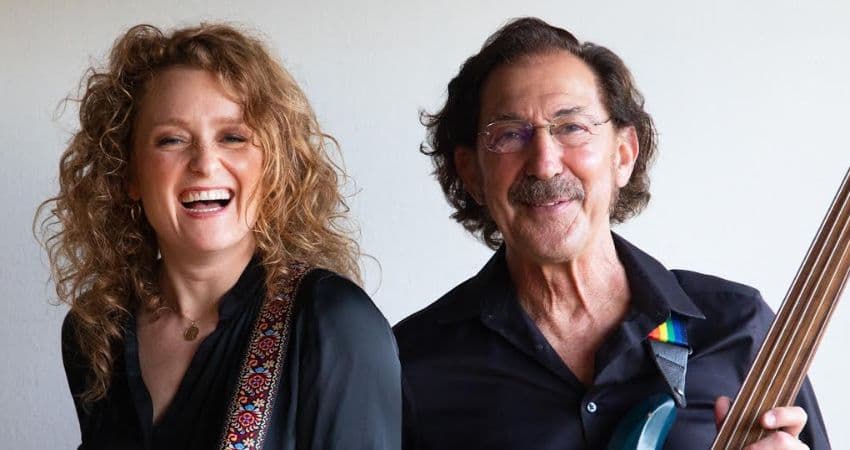 An evening with Alice Howe & Freebo at Cafe No9 (the second of two back to back shows) — CAFE NO9