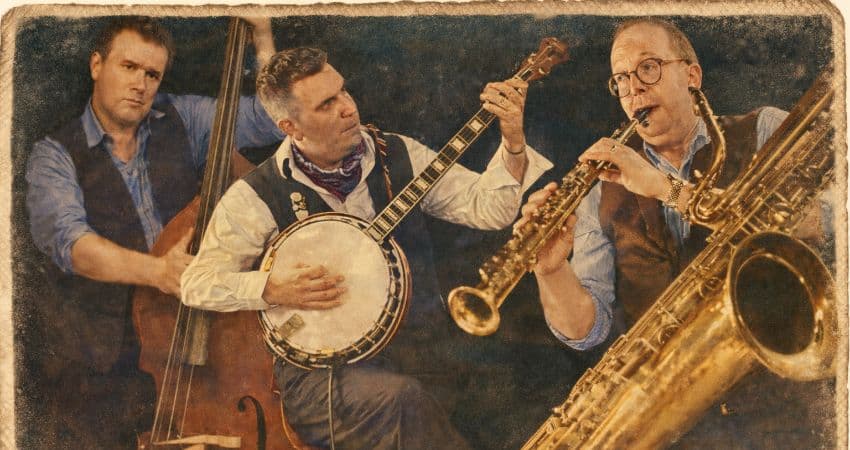 An evening with Warren James & His Lonesome Travellers at Cafe No9 — CAFE NO9