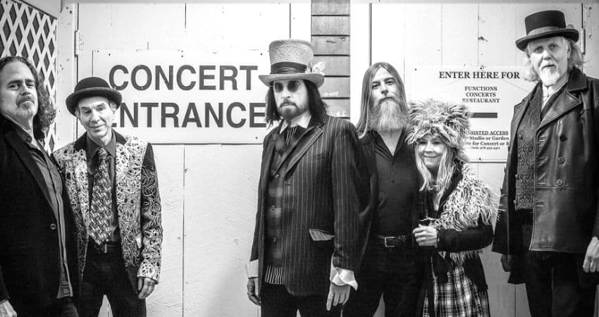 The Slambovian Circus of Dreams — THE GREYSTONES